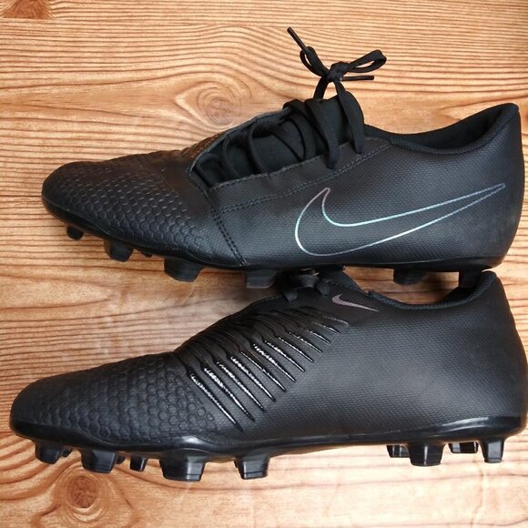 NIKE PHANTOM VENOM club FG black soccer cleats men\'s size 11.5